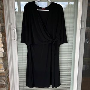 MERONA BLACK 3/4 SLEEVE DRESS WITH CROSSOVER V NECK SIDE WAIST TIE & LINED SKIRT